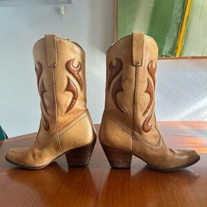 Vintage Tan Western Leather Boots